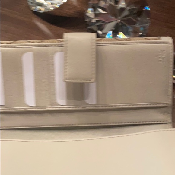 Gucci bag and wallet - Picture 2 of 8